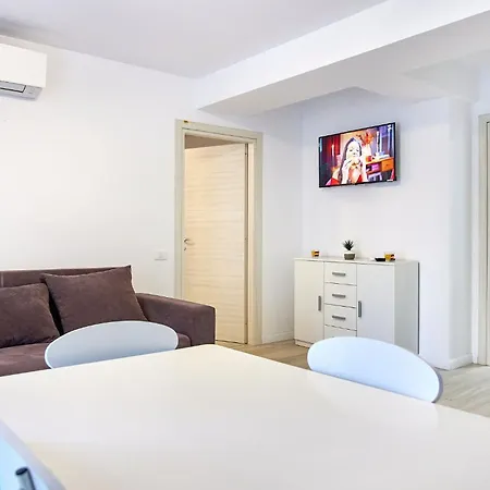 Apartament Laguna Wave מלון דירות Năvodari