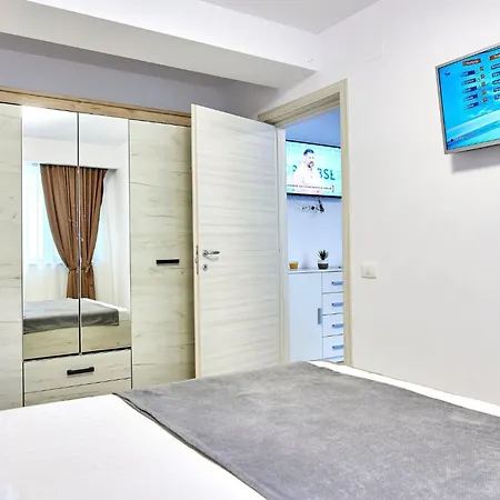 Ξενοδοχείο με διαμερίσματα Apartament Laguna Wave 3 3*